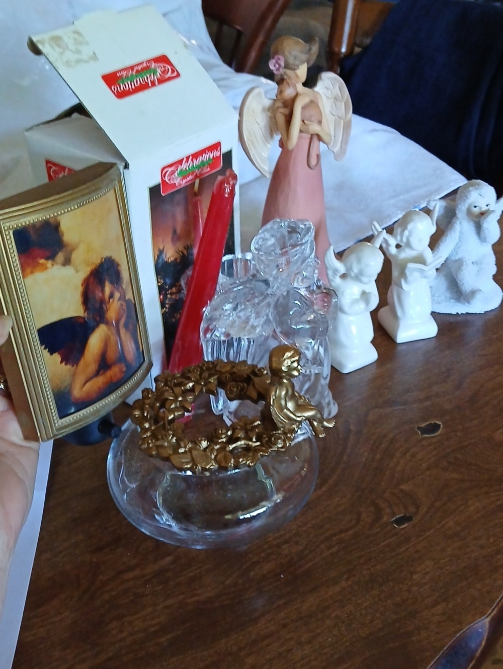 Gold Cherubs And Mix Of Angels